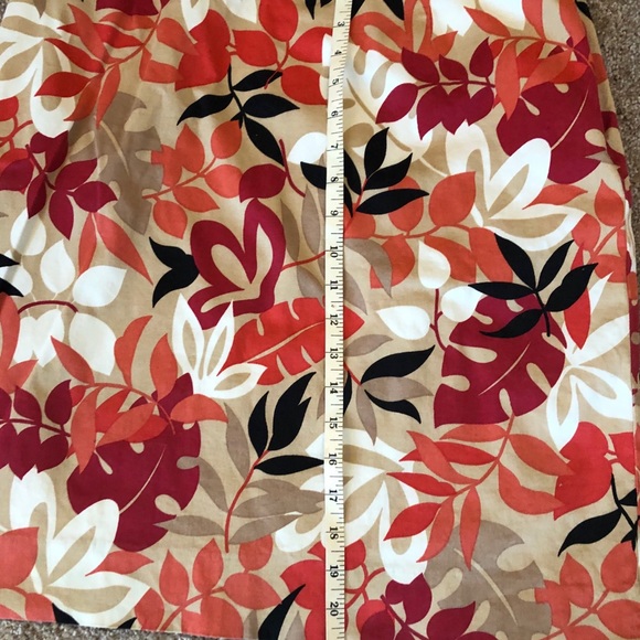 Rafaella skirt fall leaf print size 14 - Picture 2 of 4